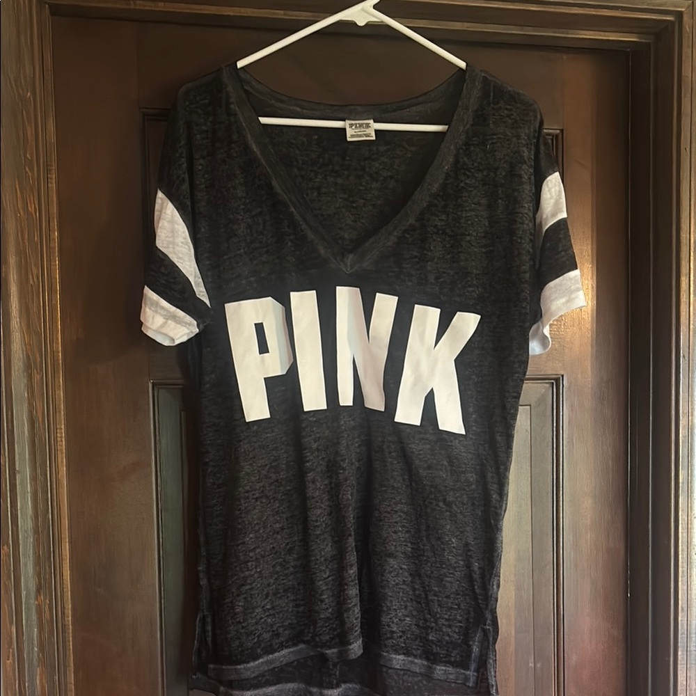 PINK Victoria's Secret Black and White V-Neck Top